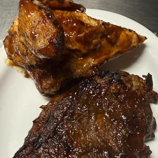 BBQ Ribs & 1/4 BBQ Chicken