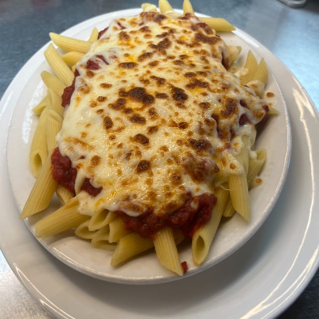 Luncheon Mostaccioli Alforno.